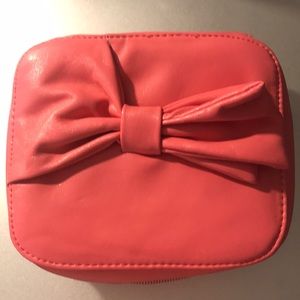 A makeup planner for your on the go moments!